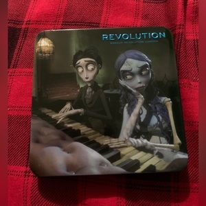 Revolution Tim Burton’s corpse bride shadow pallet